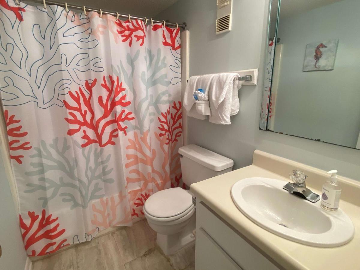Island Winds West: Beachfront Retreat with Hangout Access Gulf Shores Exterior photo