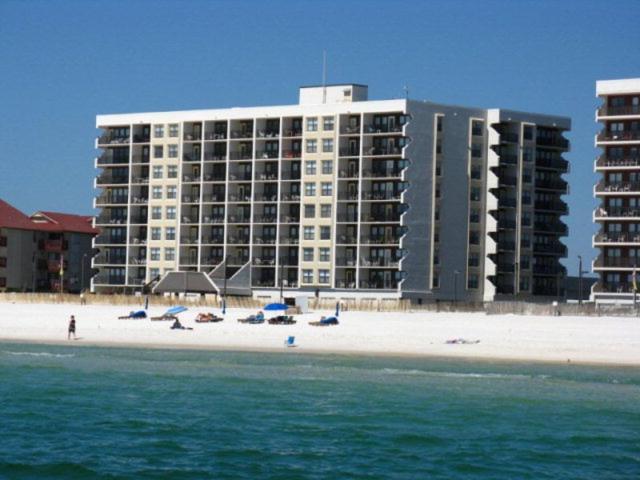 Island Winds West: Beachfront Retreat with Hangout Access Gulf Shores Exterior photo